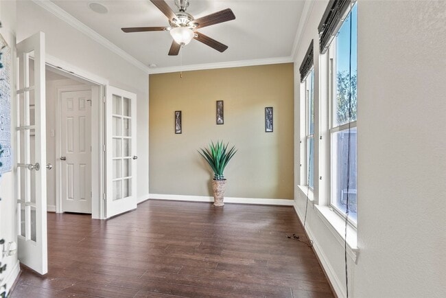 Building Photo - 10218 Spring Shadows Park Cir