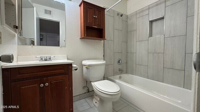 Building Photo - 1229 N 84th Pl
