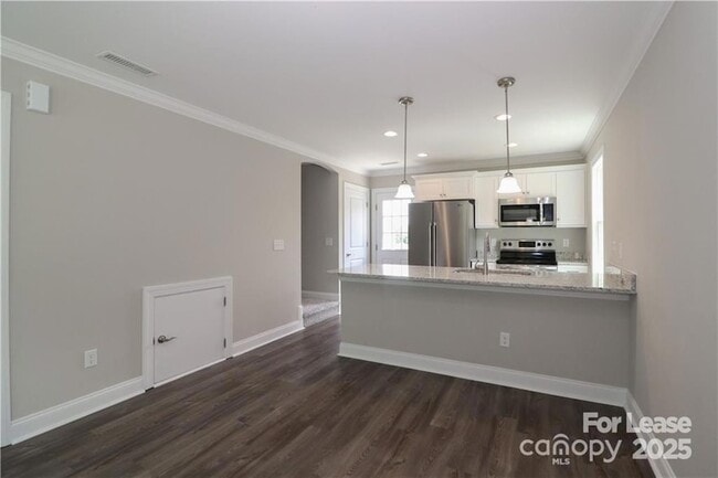 Building Photo - 3973 Newhall Dr NW