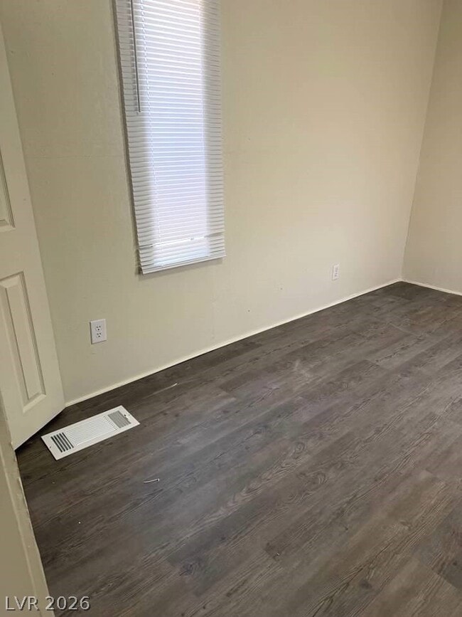 Building Photo - 1121 Pawnee Ln