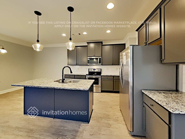 Building Photo - 829 Joy Dr