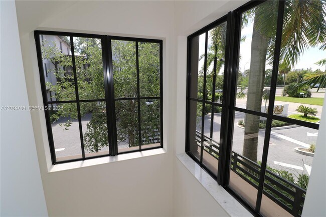 Building Photo - 7504 SW 100th St