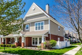 Building Photo - 15542 Clearbrook St
