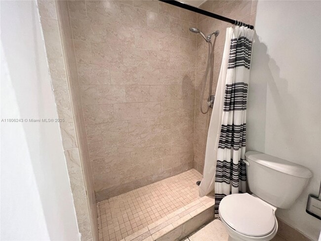 Building Photo - 6241 SW 138th Ct