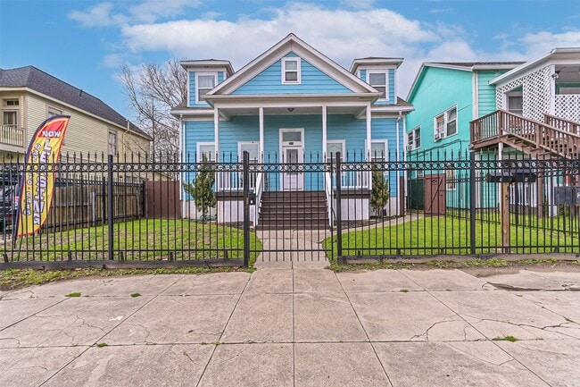 Building Photo - 2914 Avenue K