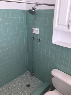 Building Photo - 917 S Alder Ave