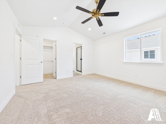 Building Photo - Brand New 4 Bedroom Corner Townhome for Rent – Salem, Utah