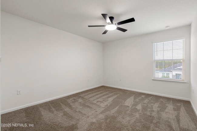 Building Photo - 11006 Stapleton Dr