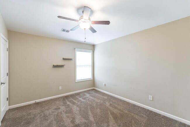 Building Photo - 107 Pocono Court