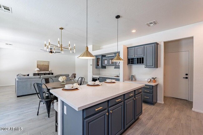 Building Photo - 20858 N 90th Ave