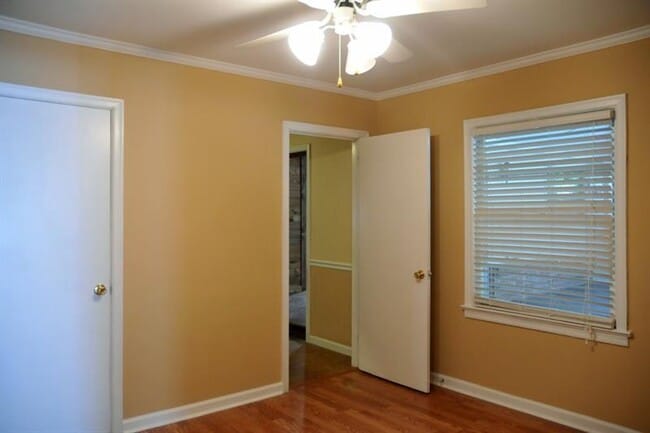 Building Photo - 1278 Fairhill Ln NE