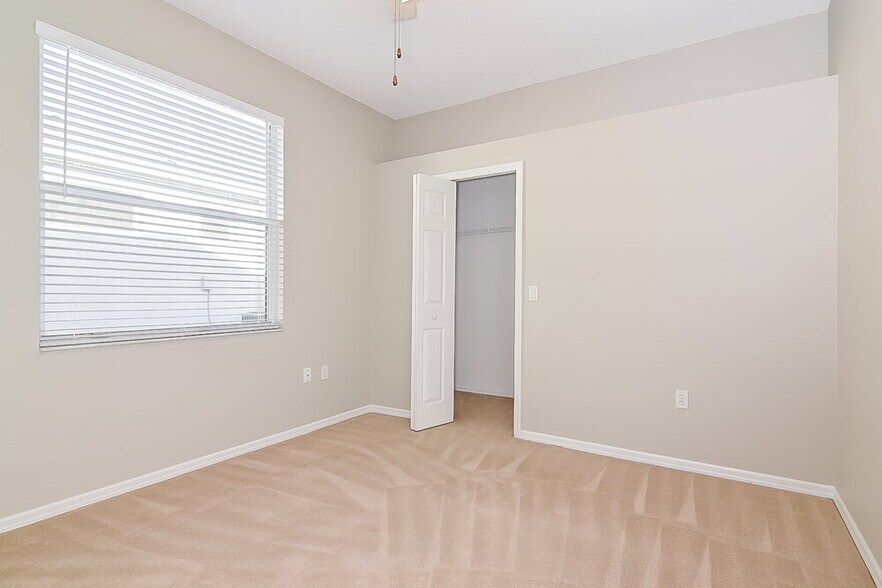 Building Photo - 7129 Captiva Cir