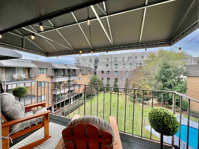 Building Photo - FULLY FURNISHED LUXURY CONDO!
