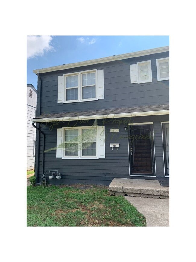 Building Photo - 2 STORY DUPLEX!!!