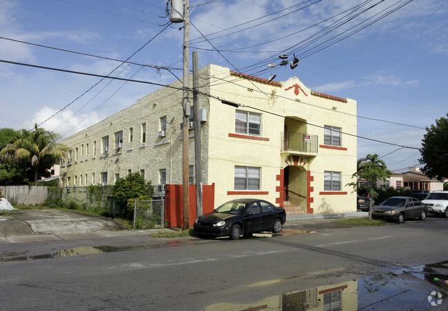 Primary Photo - Citrus Grove Apartments