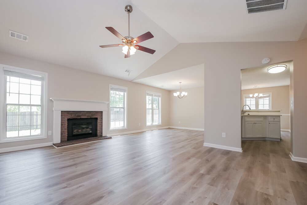 Building Photo - 260 Landing Dr