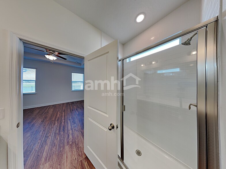 Building Photo - 1178 Sky Lks Dr