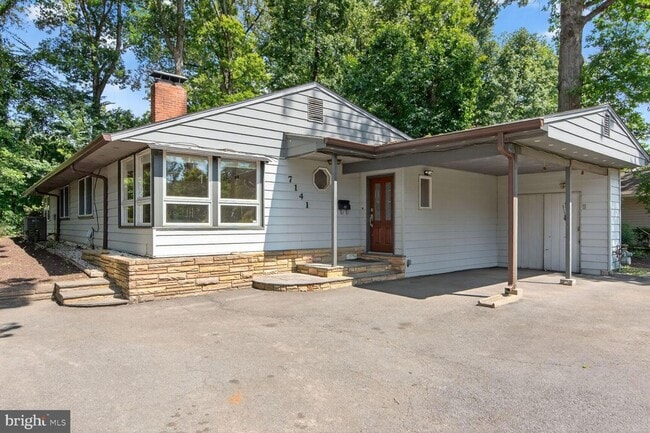 Building Photo - 7141 Oak Ridge Rd