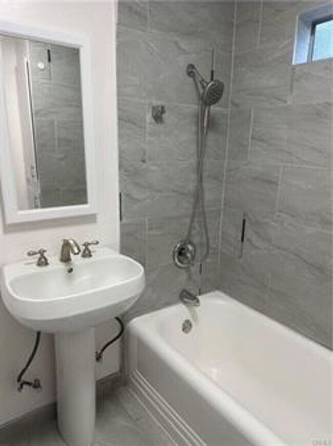 Building Photo - Secluded & Spacious La Mesa home available...