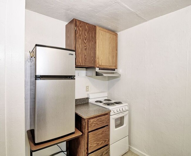 Building Photo - Great 1 Bedroom Apartment in Palisade!