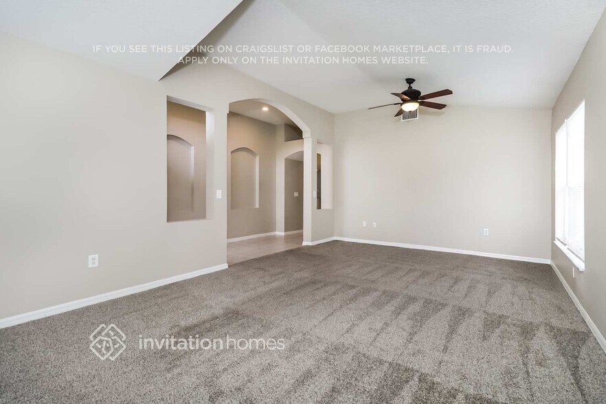 Building Photo - 1447 Baythorn Dr