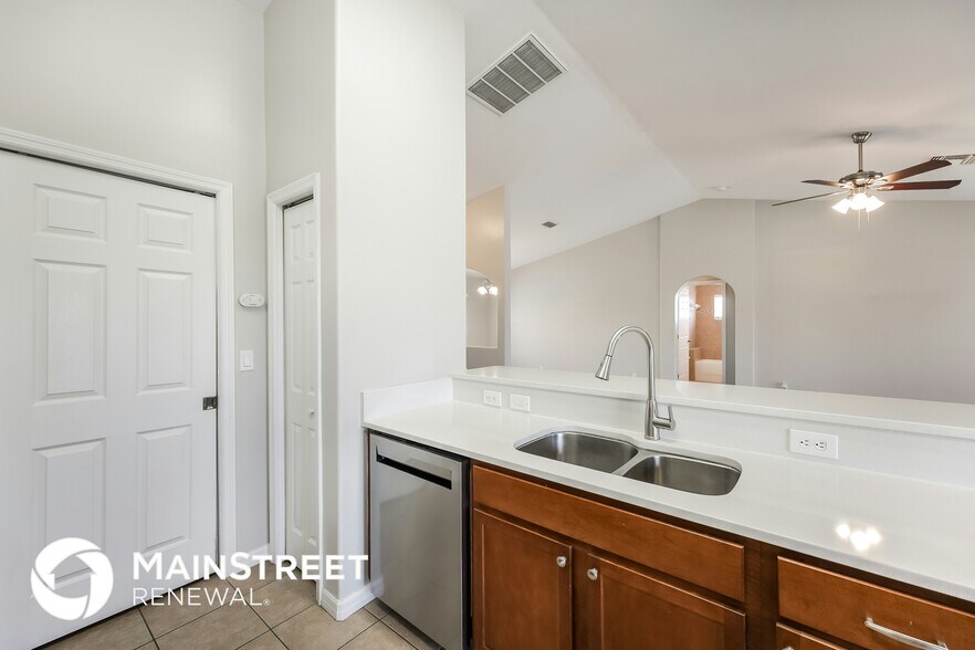 Building Photo - 2715 72nd St W