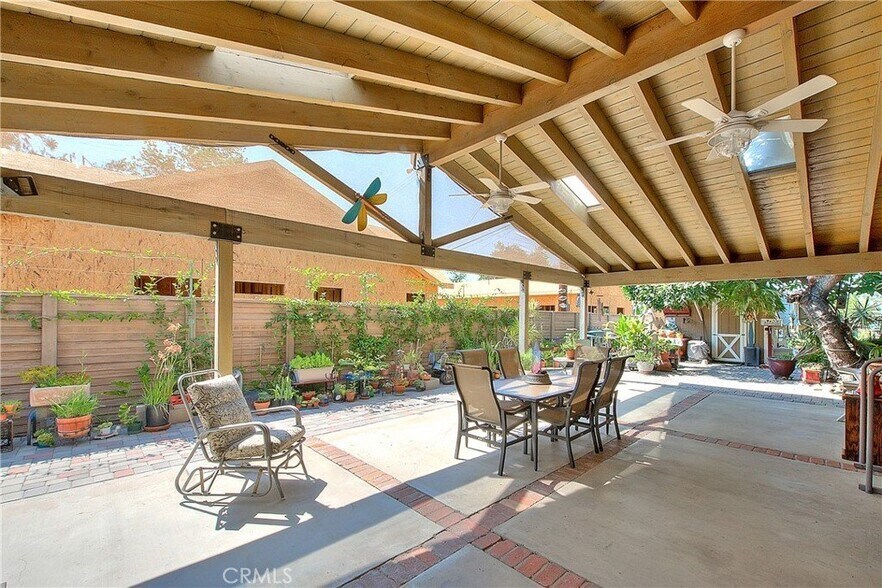Building Photo - 2147 E Rio Verde Dr