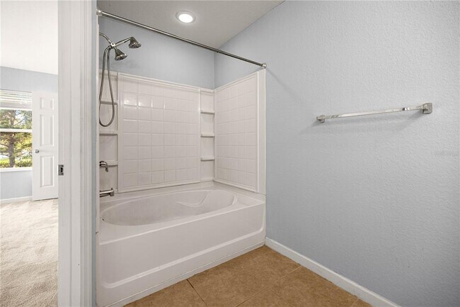 Building Photo - 4140 SW 51st Cir