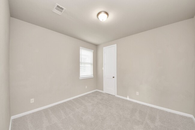 Building Photo - 584 Santa Rosa Hls Dr
