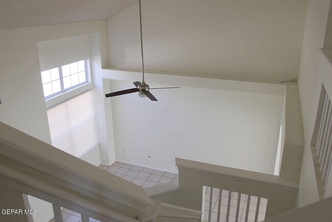 Building Photo - 815 Saguaro Park Ct