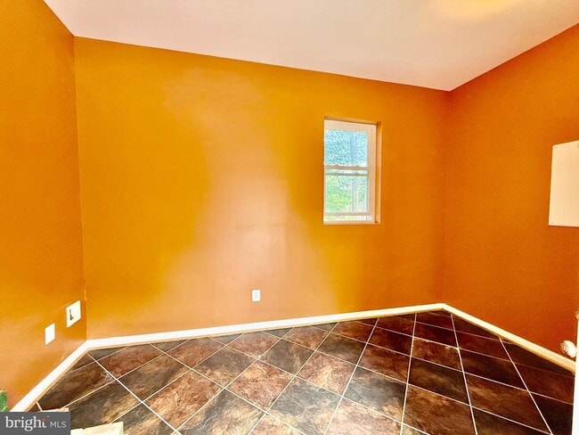 Building Photo - 6605 Keene Dr