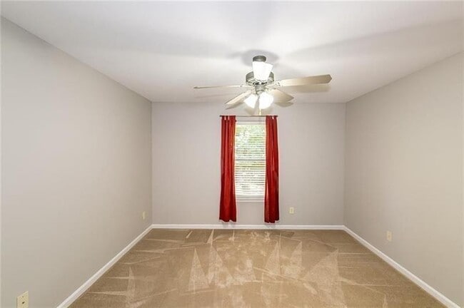 Building Photo - 127 Sunset Ln