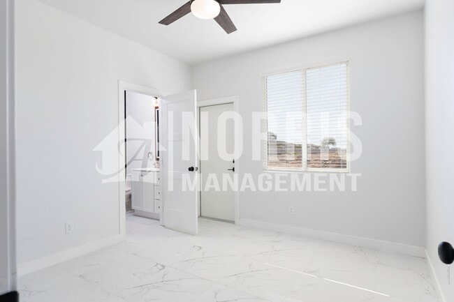 Building Photo - Beautiful Brand New Home with Block Wall