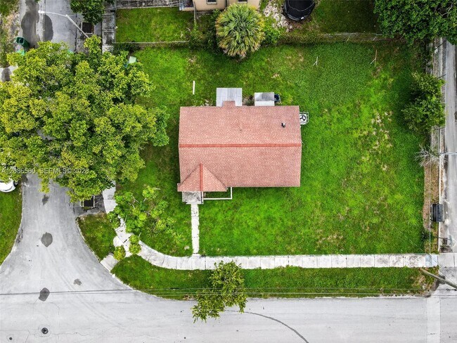Building Photo - 6499 NW 29th Ave