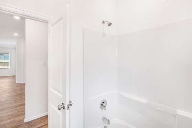 Building Photo - 5508 Knox Lndg Dr