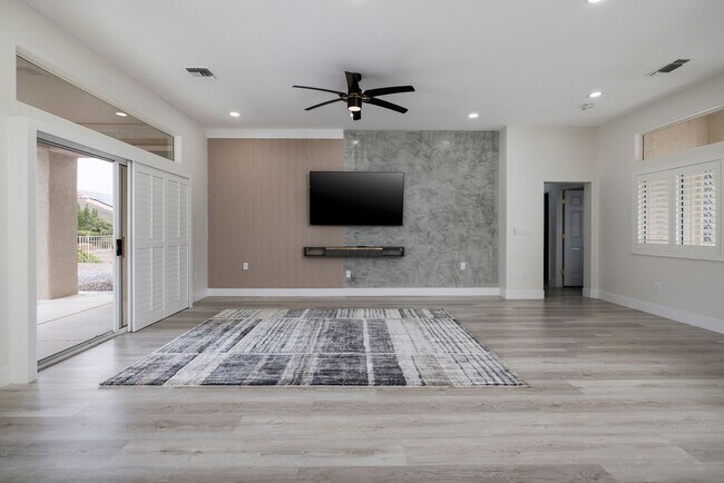 Building Photo - Highly Upgraded 55 + Community in Summerlin