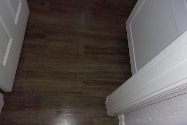 Building Photo - Great home in with great mountain views.