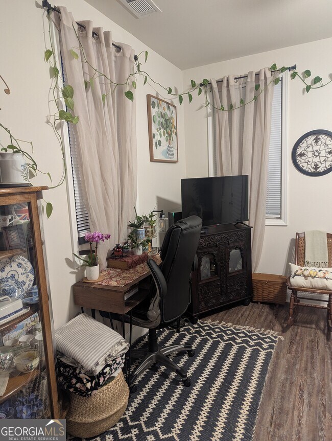 Building Photo - 2467 Smith Rd