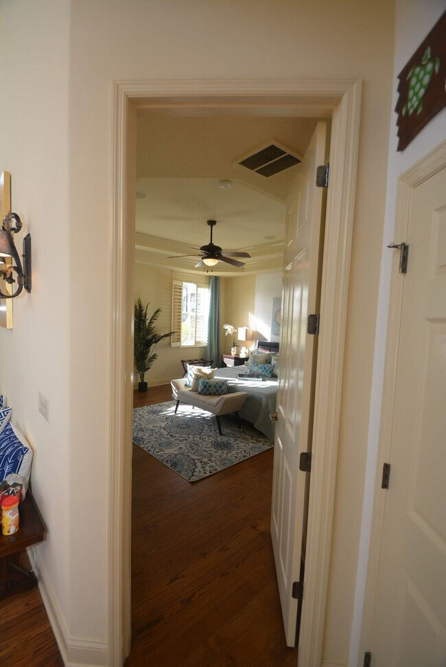 Building Photo - 58 Ocean St