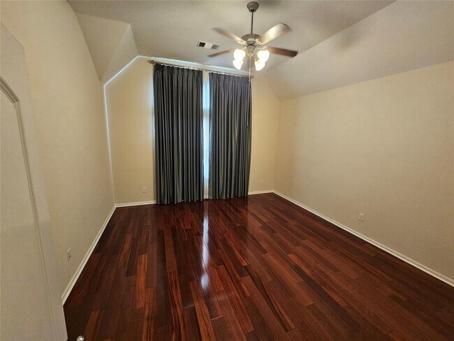 Building Photo - 9610 Knights Station Dr
