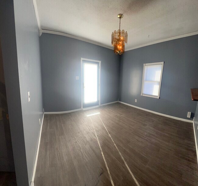 DININGROOM - 2629 Diehn Ave