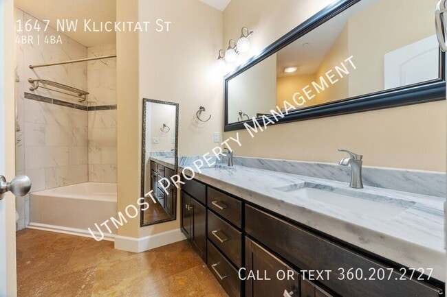 Building Photo - 1647 NW Klickitat St