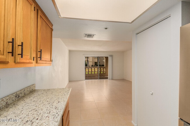 Building Photo - 7950 E Camelback Rd