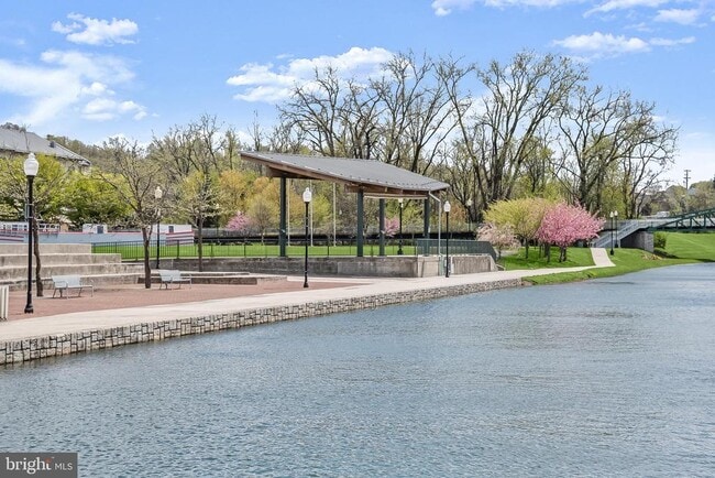 Building Photo - 13 N Allegany St