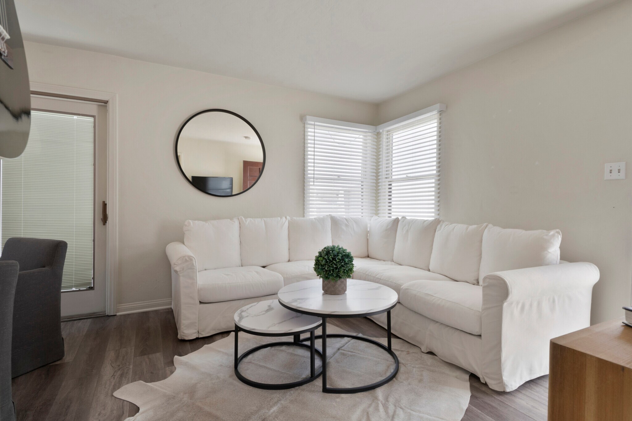 Building Photo - 215 29th St