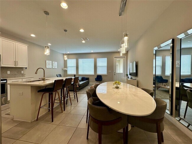Building Photo - 15845 Marina Bay Dr