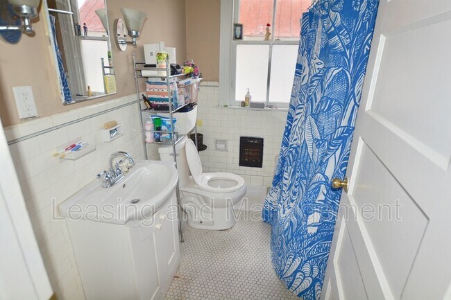 Building Photo - 519 Rutledge Ave