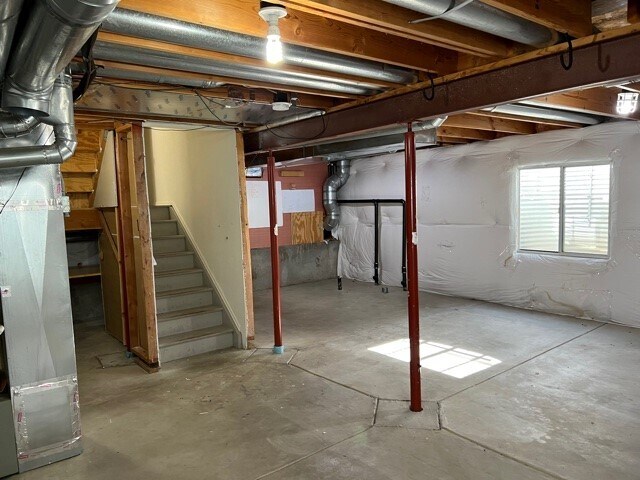 Building Photo - 1563 Cedarwood Dr