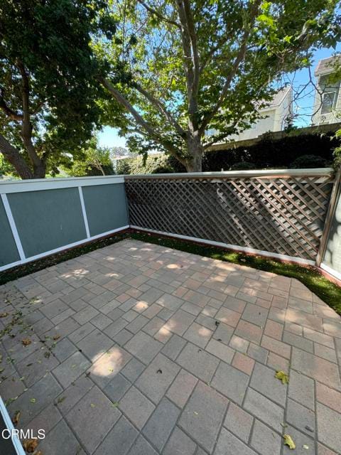 Building Photo - 4959 Dekoven St