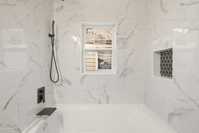 Building Photo - 702 Gheens Ave